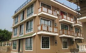 Hotel Murud Beach Home